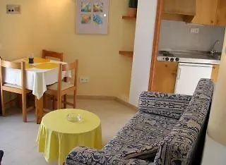 Hotell Azul Playa Apartments Cala Ferrera